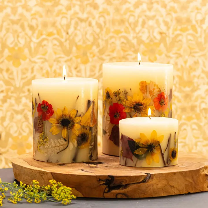 Apricot Rose Medium Round Candle
