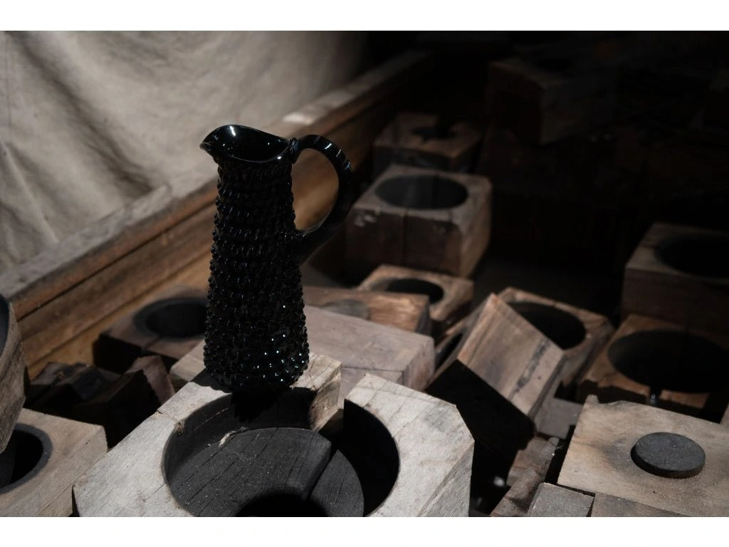 Black Hobnail - Jug Tall